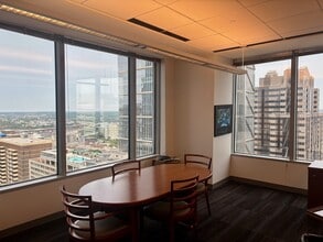 1735 Market St, Philadelphia, PA à louer Photo de l’immeuble– Image 1 sur 11