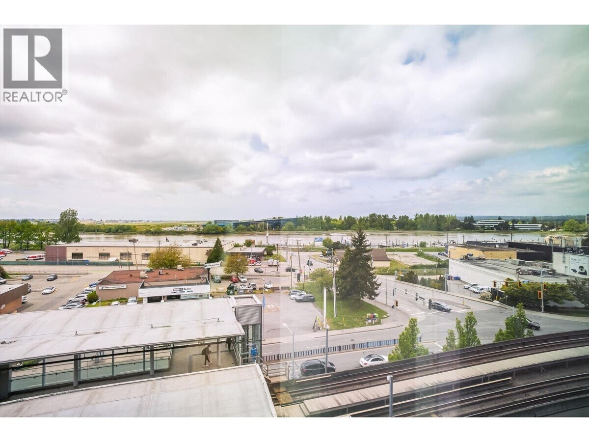 4000 No. 3 Rd, Richmond, BC V6X 0J8 - Lot 5165 -  - Photo intérieure - Image 1 of 9