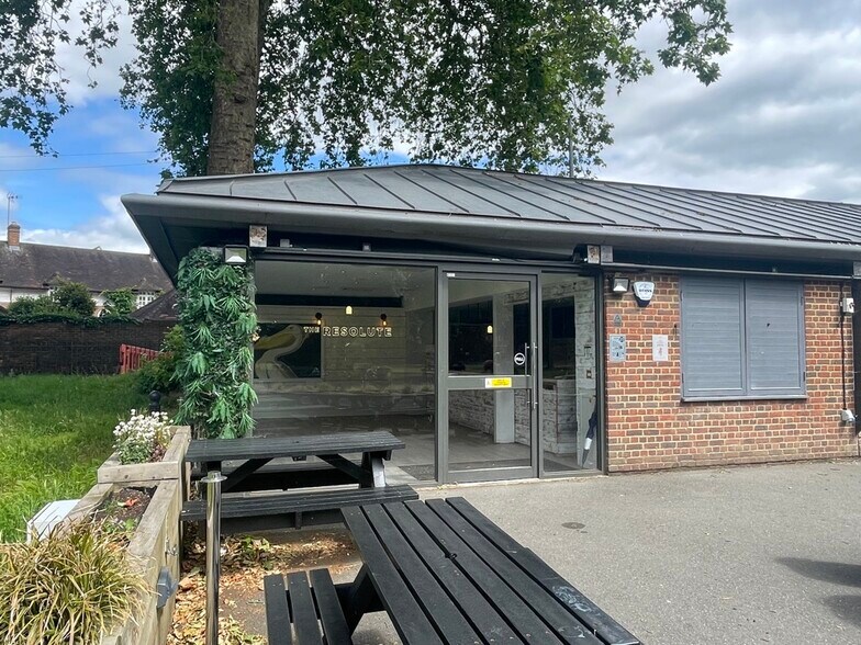 Higginson Park, Pound Ln, Marlow à louer - Photo de l’immeuble – Image 3 sur 3