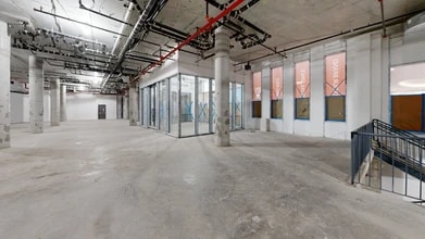 2360 Bedford Ave, Brooklyn, NY à louer Numérisation 3D Matterport– Image 1 sur 7