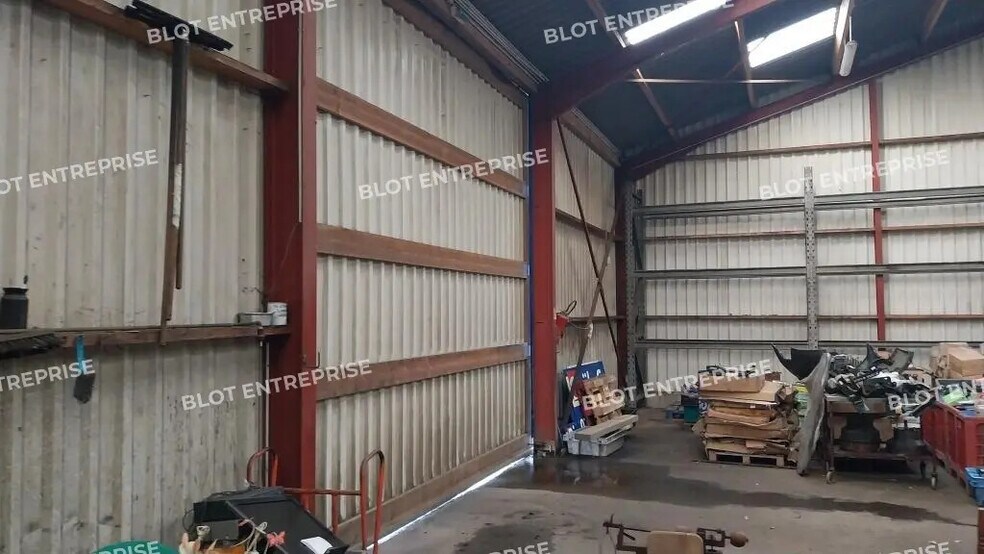 Local d'activités dans Plouézec à vendre - Photo de l’immeuble – Image 3 sur 6