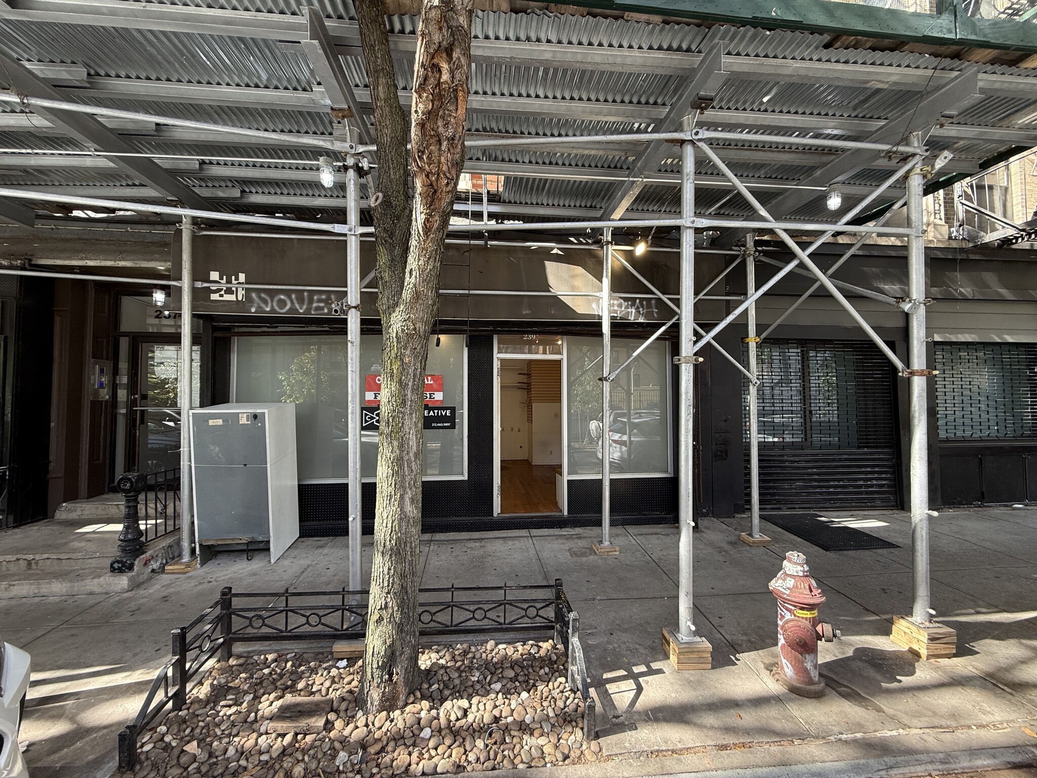 237-239 Eldridge St, New York, NY à louer Photo intérieure– Image 1 sur 3