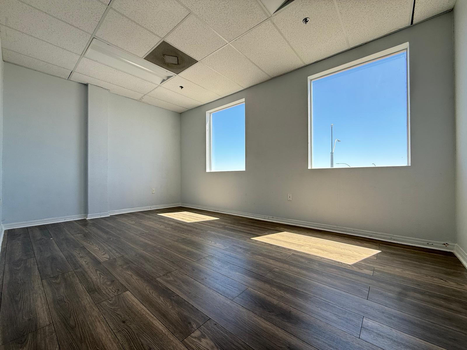 1801 S Rainbow Blvd, Las Vegas, NV à louer Photo intérieure– Image 1 sur 4