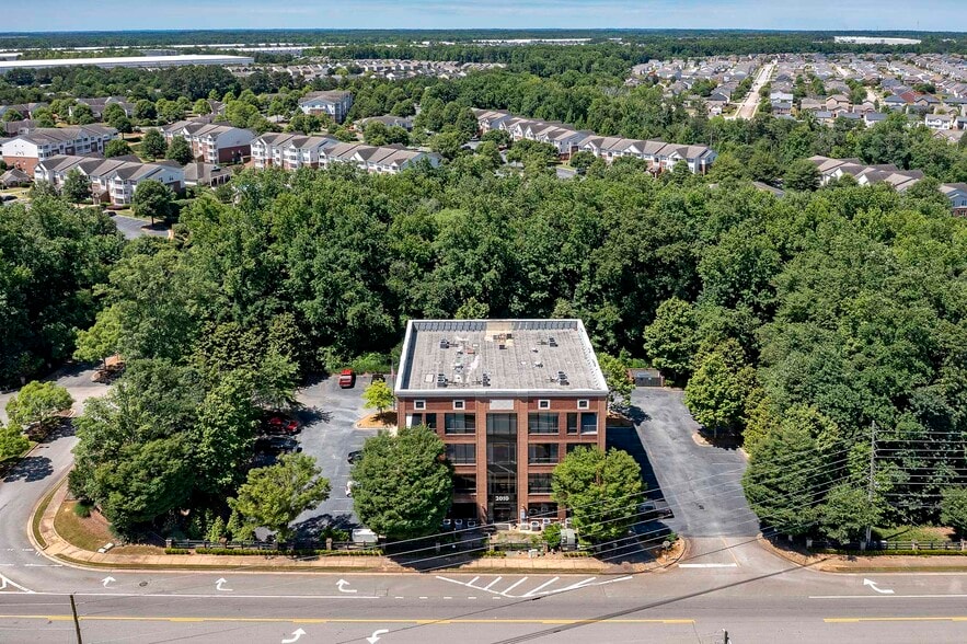 2010 Avalon Pky, McDonough, GA à louer - Aérien – Image 3 sur 21