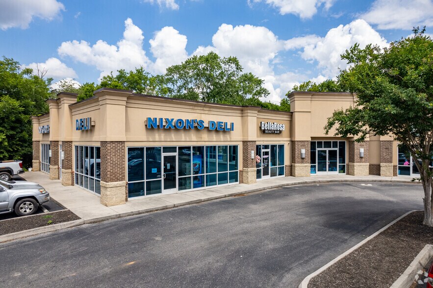 7419 Middlebrook Pike, Knoxville, TN à louer - Photo principale – Image 1 sur 5