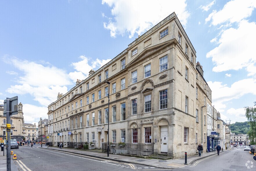 5-6 Queen Sq, Bath à louer - Photo de l’immeuble – Image 3 sur 4