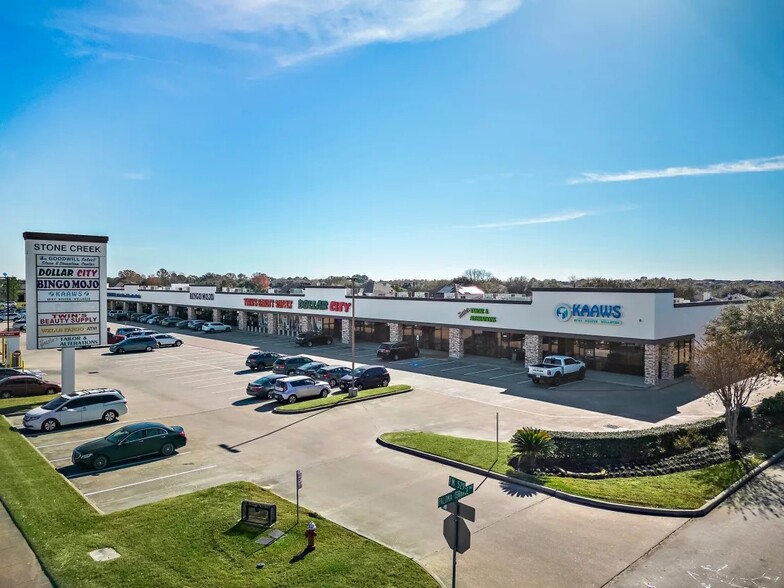 17301-17319 FM 529 Rd, Houston, TX à louer - Photo de l’immeuble – Image 3 sur 9