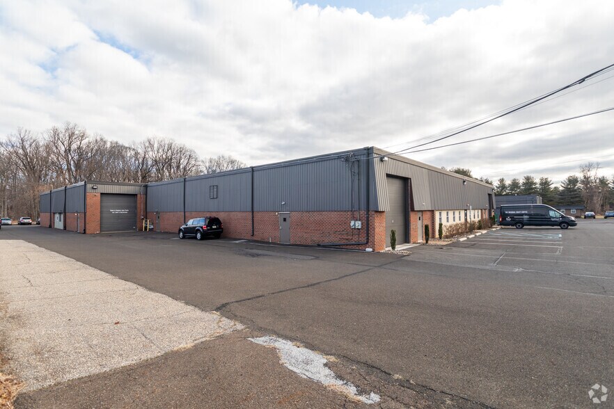 421-431 Pike Rd, Huntingdon Valley, PA à louer - Photo de l’immeuble – Image 1 sur 7