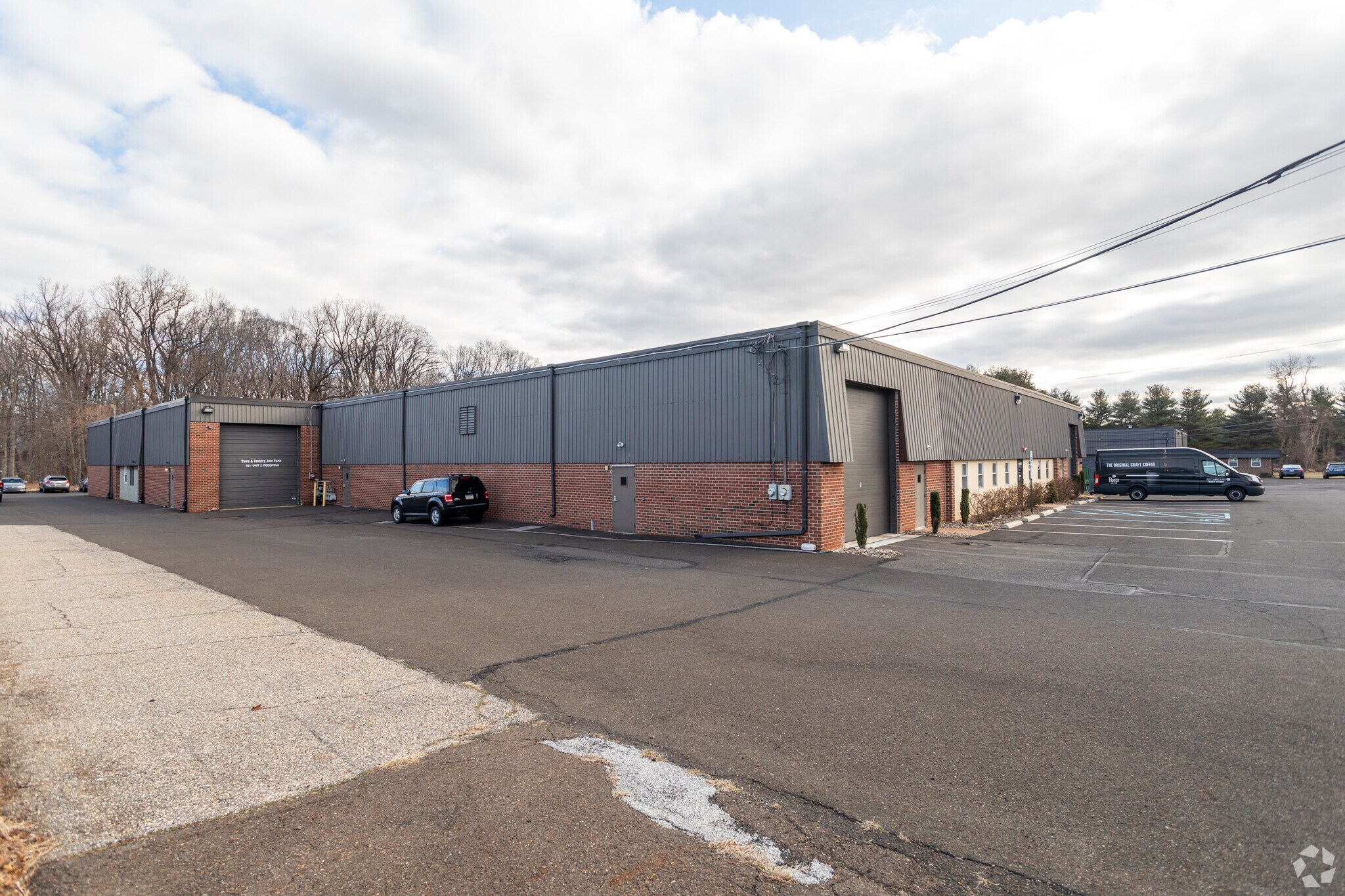 421-431 Pike Rd, Huntingdon Valley, PA à louer Photo de l’immeuble– Image 1 sur 8
