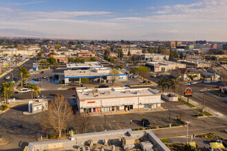 1800 23rd St, Bakersfield, CA - VUE AÉRIENNE  vue de carte - Image1