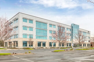 Plus de détails pour 9600 NE Cascades Pky, Portland, OR - Bureau à louer