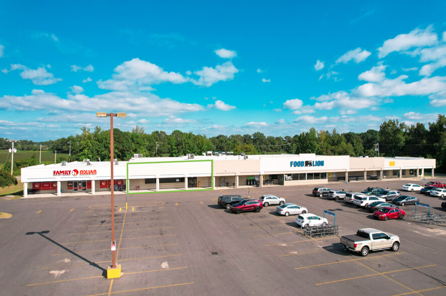 1100-1116 Aberdeen Rd, Laurinburg, NC à louer - Photo de l’immeuble – Image 2 sur 23