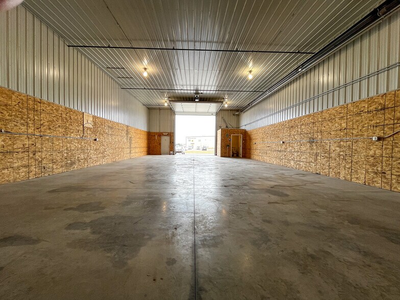 3515 Seger Dr, Rapid City, SD à louer - Photo de l’immeuble – Image 2 sur 5
