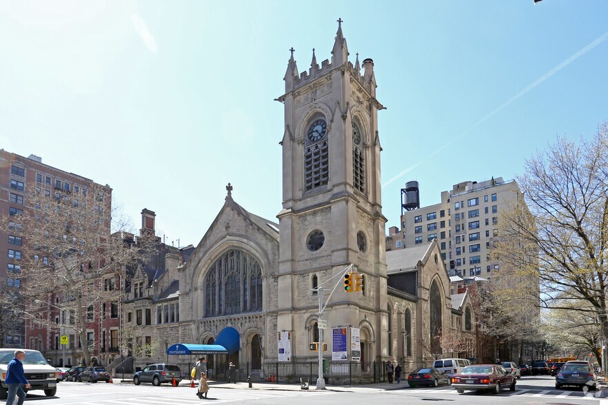302 W 91st St, New York, NY à louer - Photo de l’immeuble – Image 1 sur 6