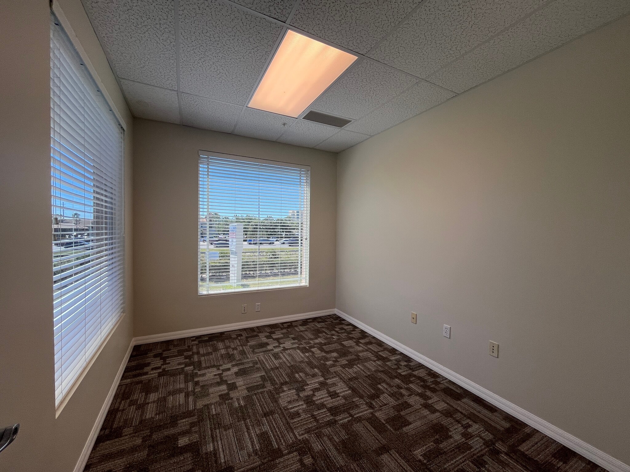 6430 Plantation Park Ct, Fort Myers, FL à louer Photo intérieure– Image 1 sur 2