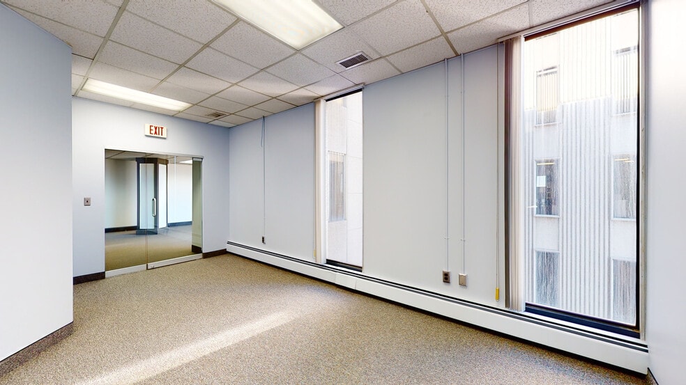 25900 Greenfield Rd, Oak Park, MI à louer - Numérisation 3D Matterport – Image 2 sur 22