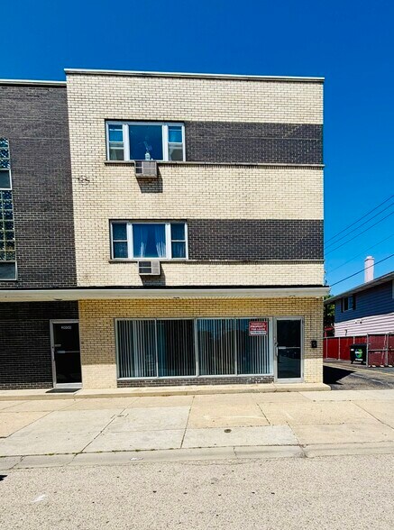 2052 Western Ave, Waukegan, IL à louer - Photo de l’immeuble – Image 3 sur 22