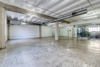833 S Spring St, Los Angeles, CA à louer Photo intérieure– Image 1 sur 4