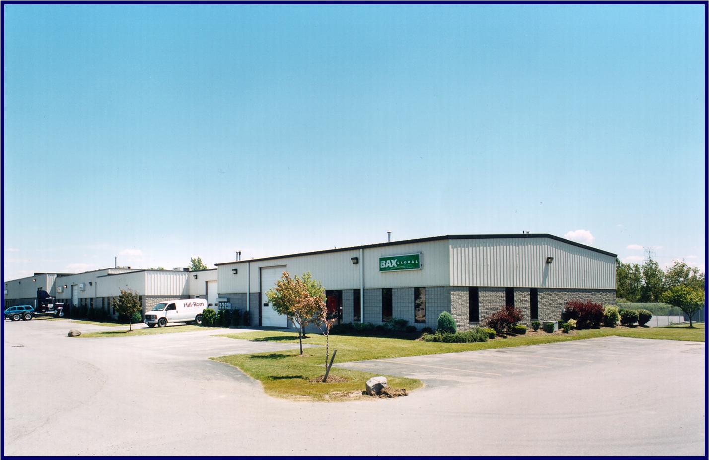 19 Ransier Dr, West Seneca, NY à louer Photo principale– Image 1 sur 8