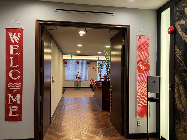 215 N Marengo Ave, Pasadena, CA à louer - Photo intérieure – Image 2 sur 68