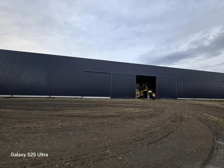 Industriel/Logistique dans Amfreville-sur-Iton à louer - Photo de l’immeuble – Image 2 sur 3