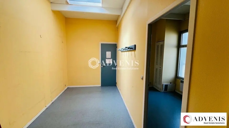 Local commercial dans VILLENAVE-D'ORNON à louer - Photo intérieure – Image 3 sur 11