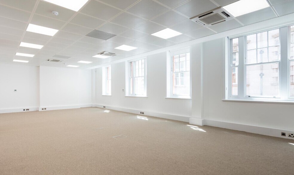 4 Old Park Ln, Londres à louer - Photo intérieure – Image 3 sur 6