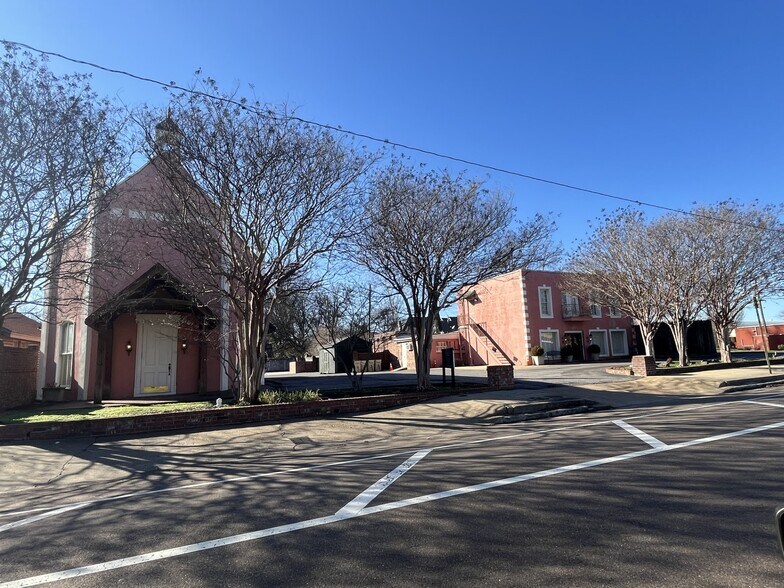 201 S Cooper St, Memphis, TN à vendre - Photo de l’immeuble – Image 3 sur 10