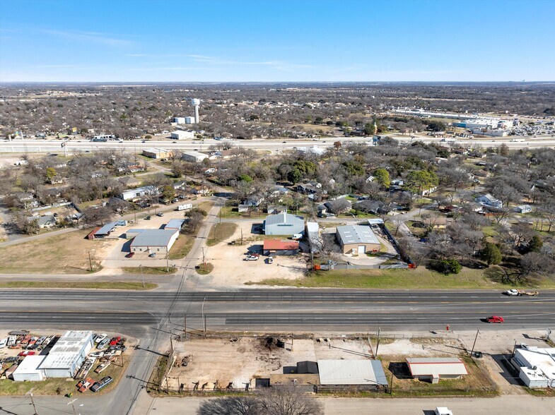 1216 New Dallas Hwy, Waco, TX à louer - Photo de l’immeuble – Image 2 sur 6