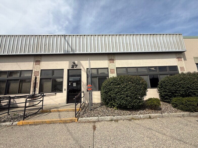 23 Grand St, Kingston, NY à vendre - Photo de l’immeuble – Image 3 sur 19