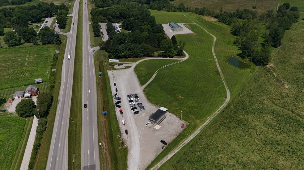 11973 Dalton Rd, Rockbridge, OH à vendre - Photo de l’immeuble – Image 2 sur 25