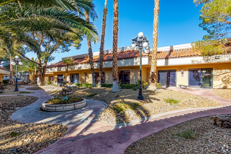 2700 E Chandler Ave, Las Vegas, NV à vendre - Photo de l’immeuble – Image 3 sur 21