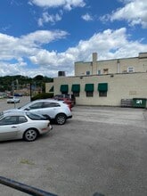 415 Chartiers Ave, Carnegie, PA à vendre Photo intérieure– Image 2 sur 9