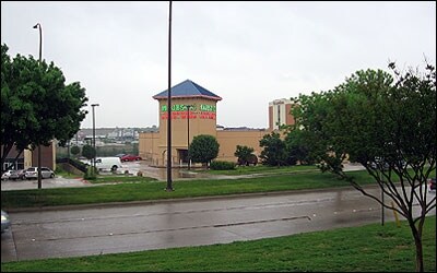 4651 Bryant Irvin Rd, Fort Worth, TX à louer Photo principale– Image 1 sur 4