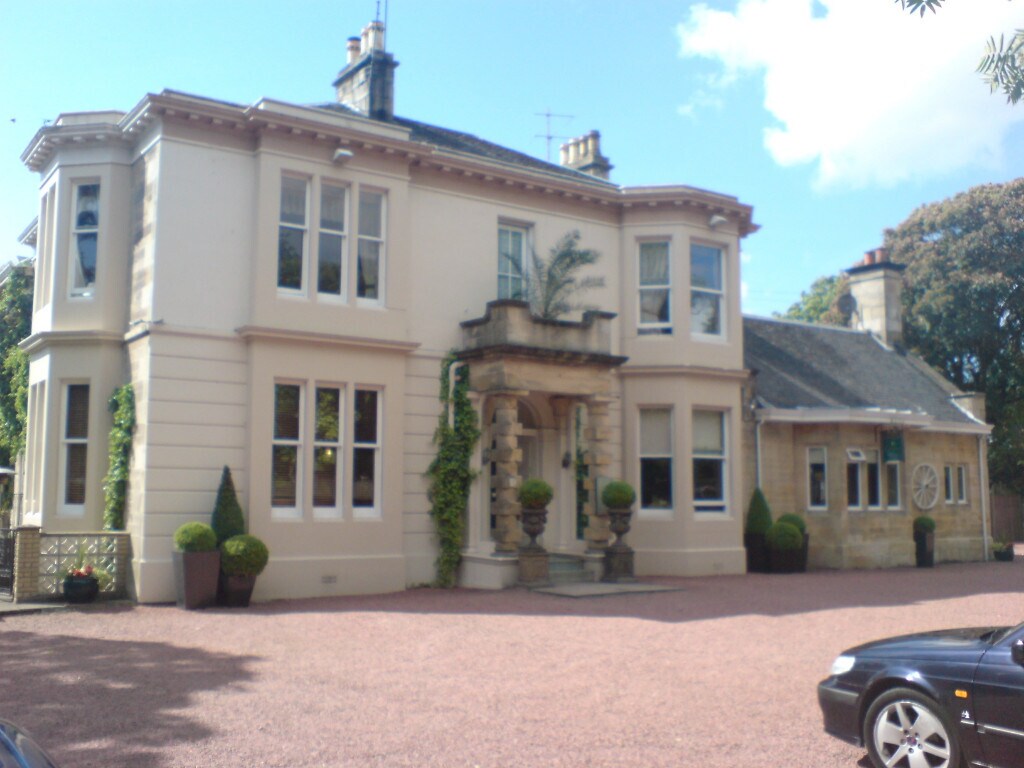 52 Racecourse Rd, Ayr à vendre Photo de l’immeuble– Image 1 sur 2