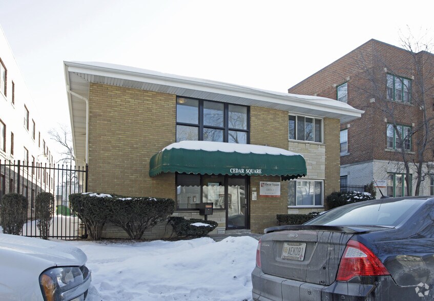 936 N 15th St, Milwaukee, WI à vendre - Photo de l’immeuble – Image 2 sur 7