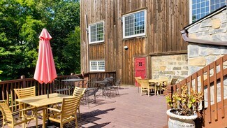 Plus de détails pour 8148 Main St, Garrettsville, OH - Local commercial à vendre
