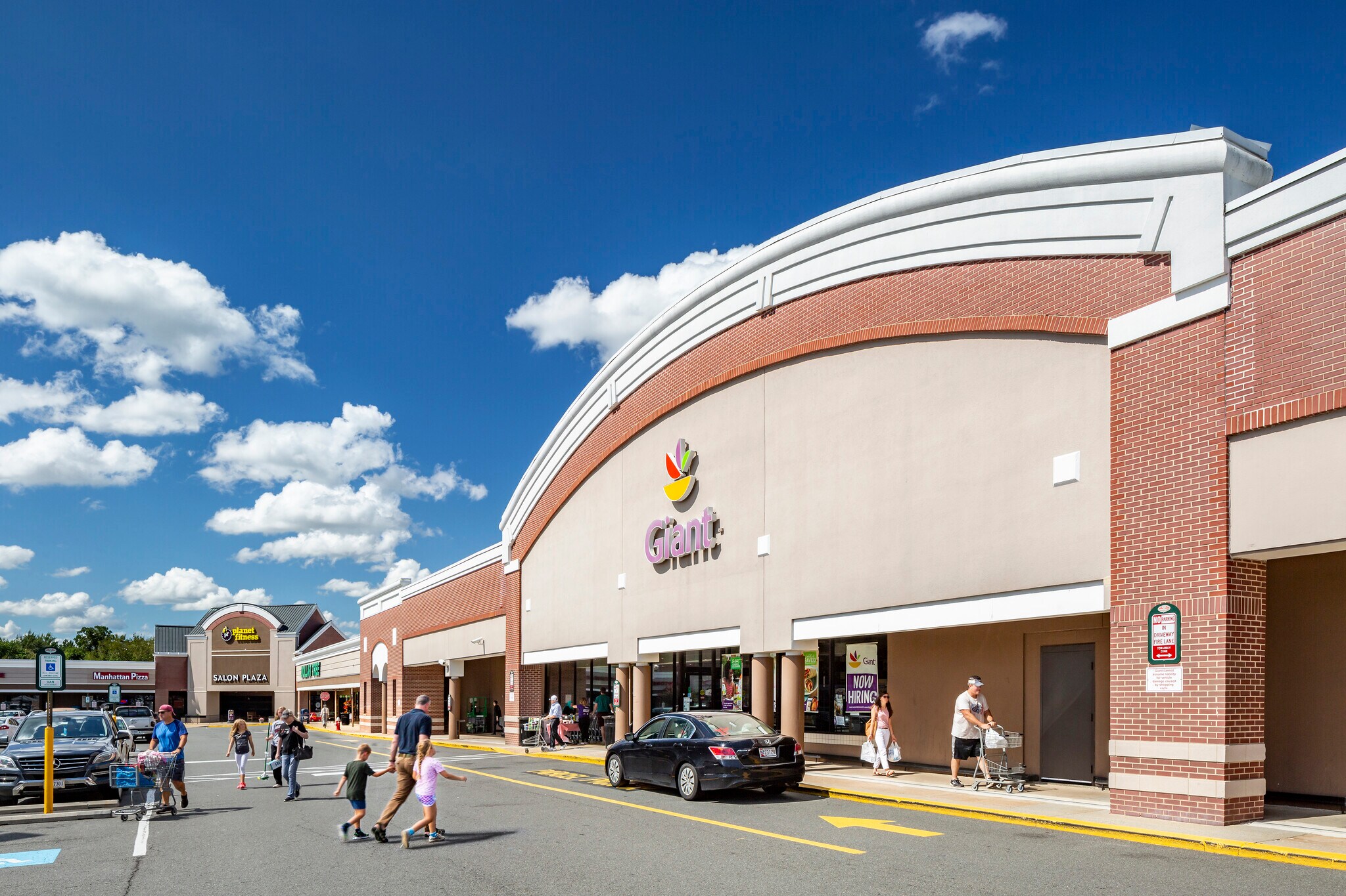 21800 Town Center Plz, Sterling, VA à louer Photo principale– Image 1 sur 9