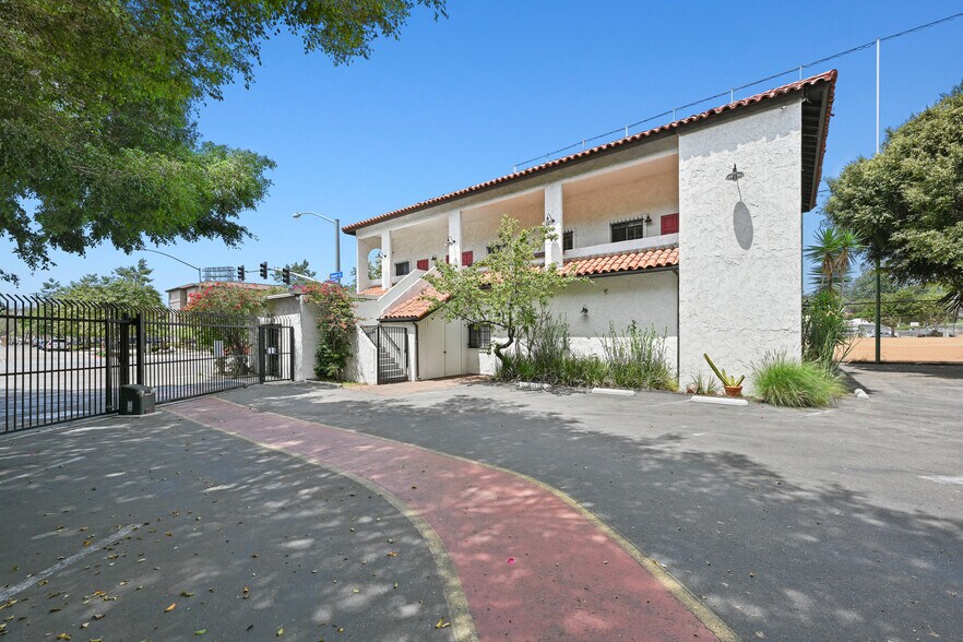 4151 Taylor St, San Diego, CA à vendre - Photo de l’immeuble – Image 2 sur 45