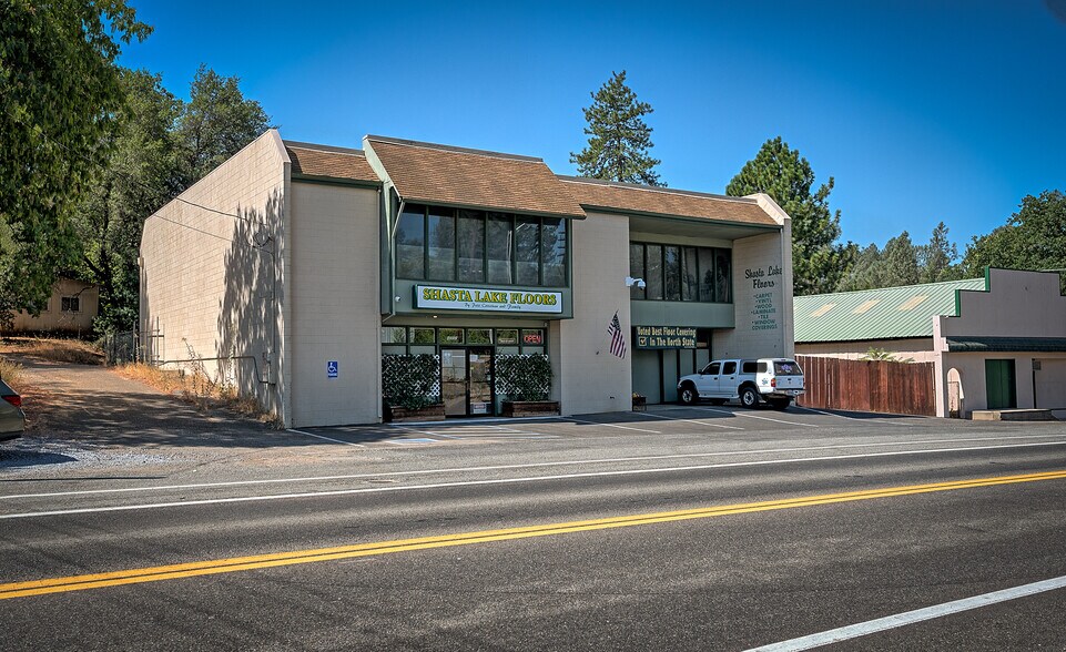 4052 Shasta Dam Blvd, Shasta Lake, CA à vendre - Photo principale – Image 1 sur 22