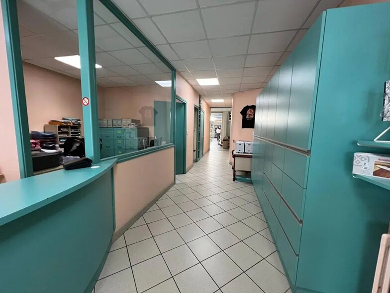 Local commercial dans Roanne à vendre - Photo de l’immeuble – Image 3 sur 3