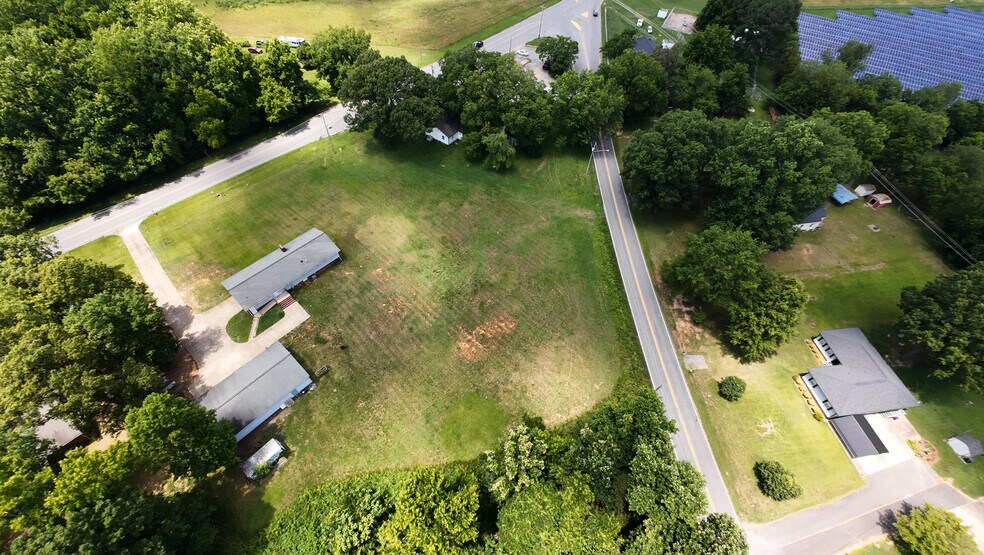1013 York Rd, Kings Mountain, NC à vendre - Photo de l’immeuble – Image 3 sur 9