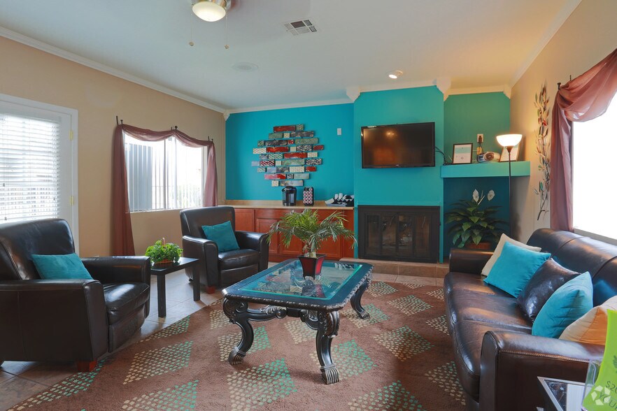 1025 N 48th St, Phoenix, AZ à vendre - Photo intérieure – Image 2 sur 20