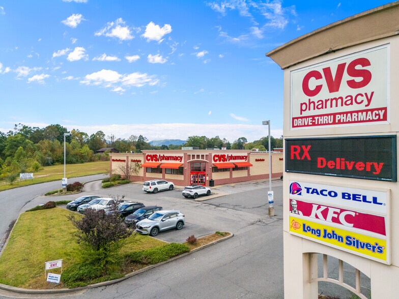 72 Whitewater Ave, Fayetteville, WV à vendre - Photo de l’immeuble – Image 2 sur 6