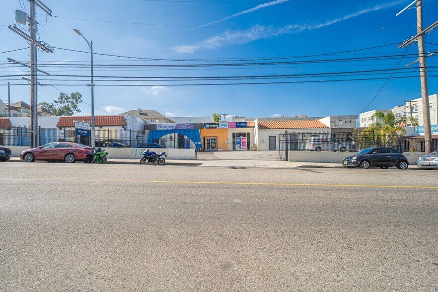 2414-2416 James M Wood Blvd, Los Angeles, CA à vendre - Photo principale – Image 1 sur 5
