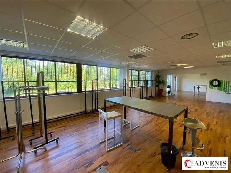 Bureau dans Gradignan à louer - Photo intérieure – Image 3 sur 8