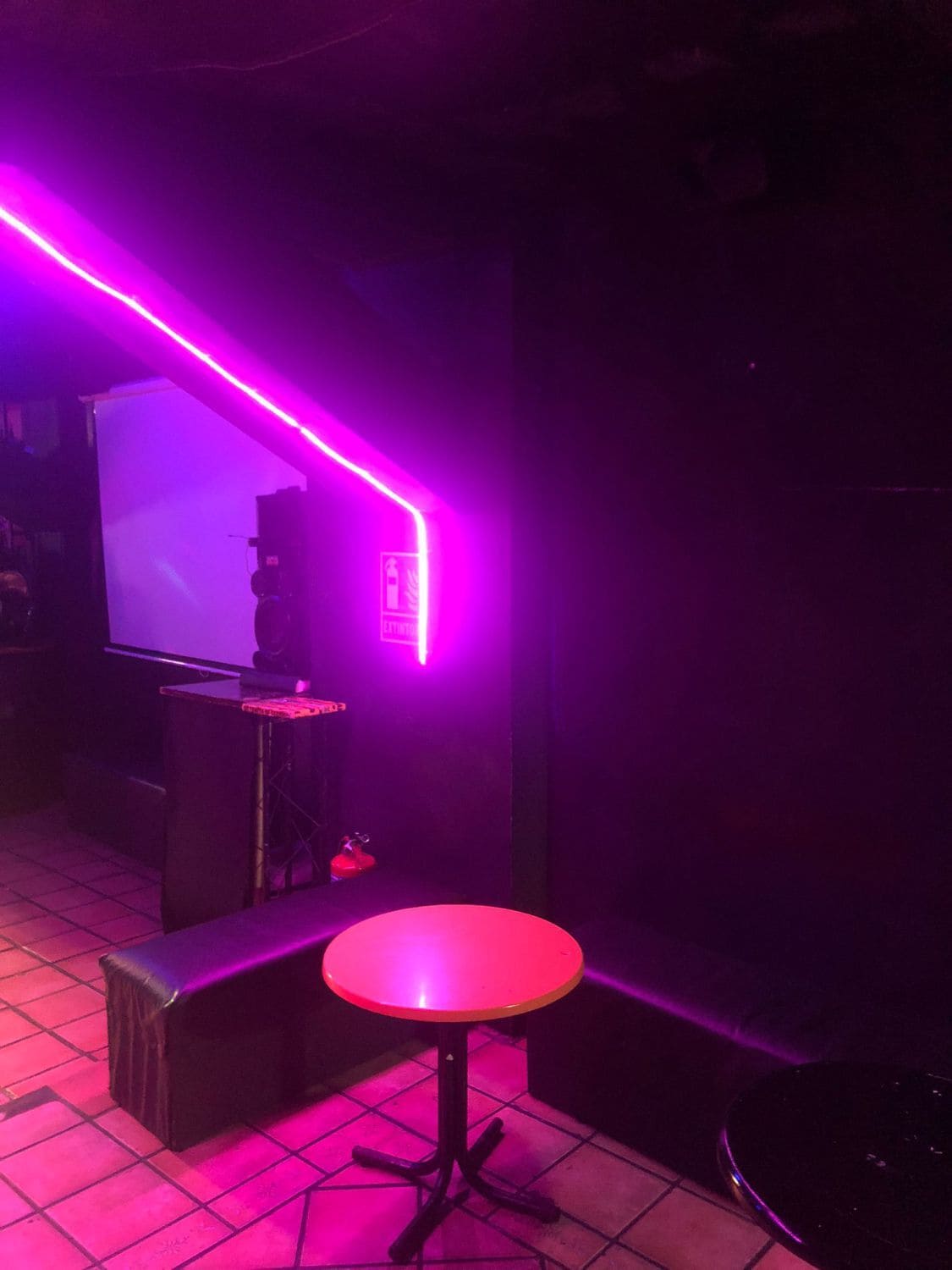 Local commercial dans Madrid, Madrid à louer Photo intérieure– Image 1 sur 2