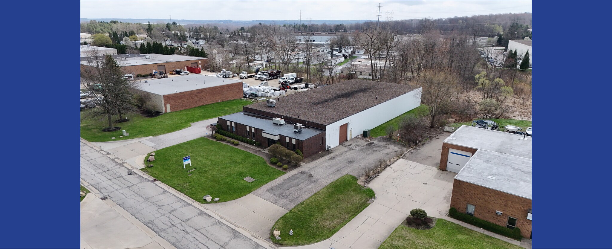 595 Golden Oak Pky, Oakwood Village, OH à vendre Photo de l’immeuble– Image 1 sur 13
