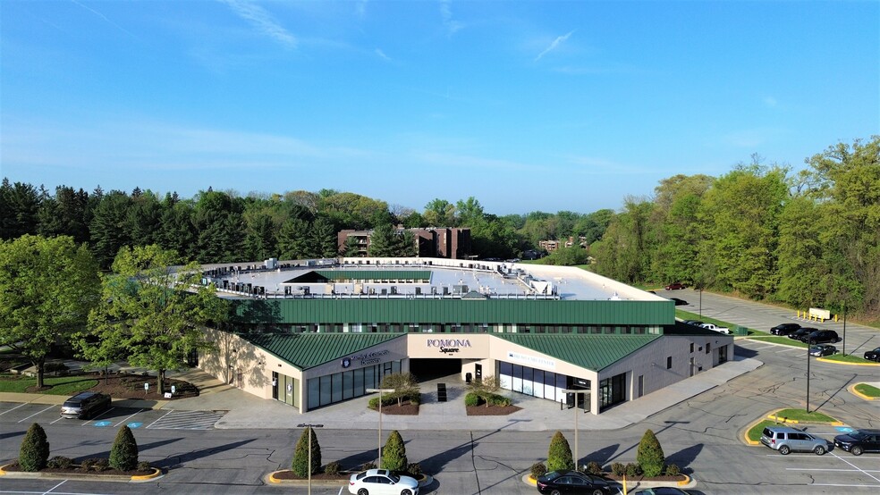 1700 Reisterstown Rd, Pikesville, MD à louer - Photo de l’immeuble – Image 3 sur 12