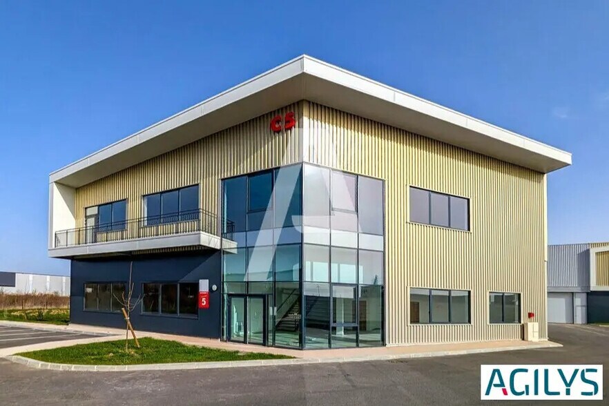 Local d'activités dans Villebon-sur-Yvette à vendre - Photo de l’immeuble – Image 1 sur 13